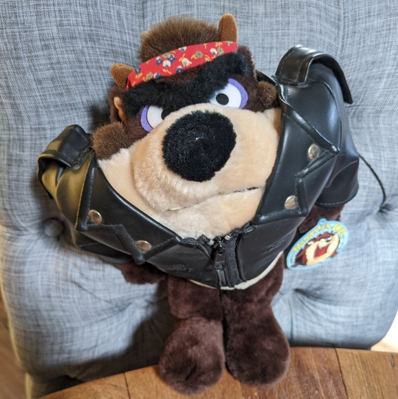 VTG 1992 Taz Tasmanian Devil Plush in Motorcycle Jacket - Picture 2 of 7